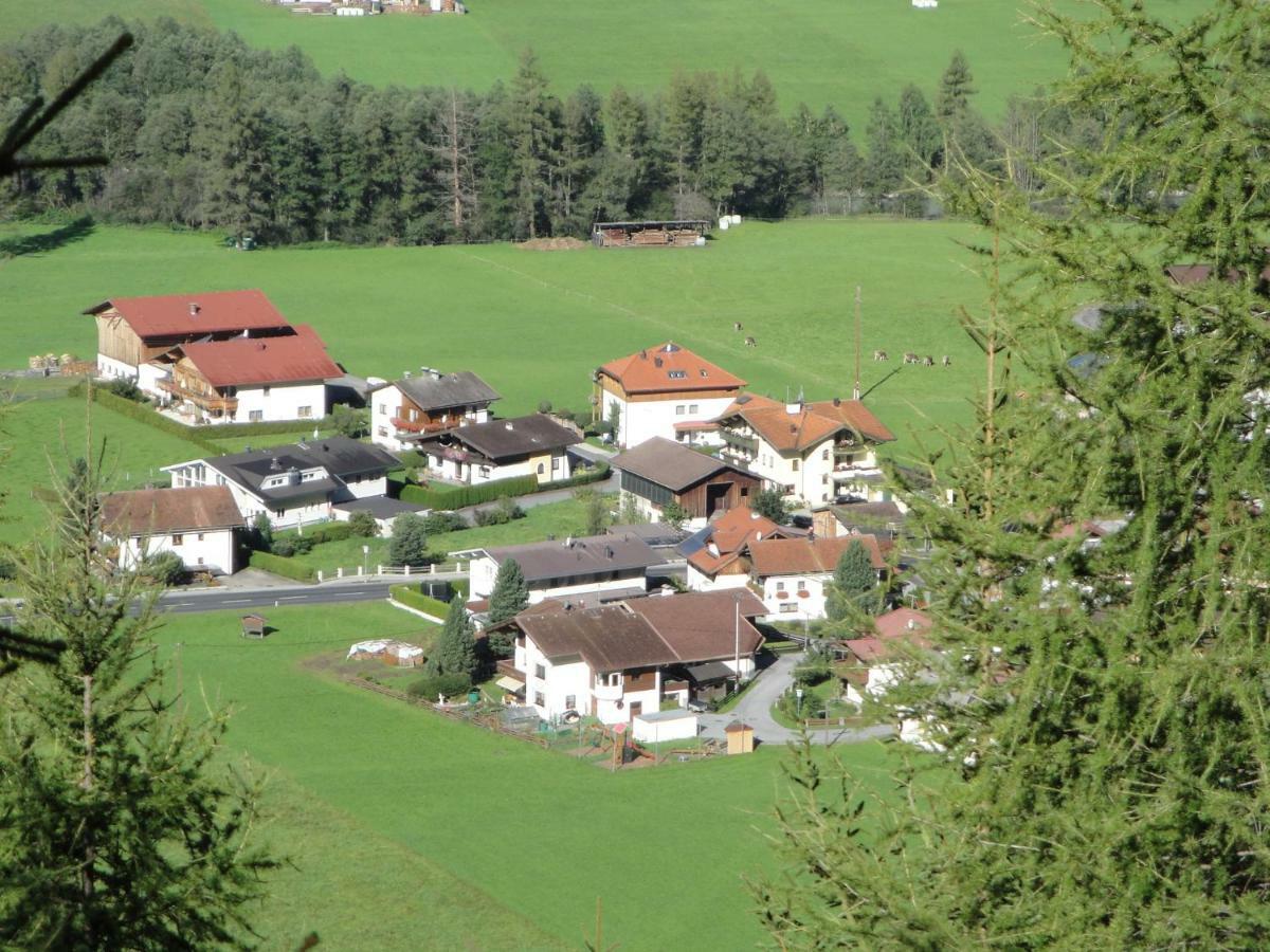 Ferienwohnungen Vier Jahreszeiten Langenfeld Bagian luar foto